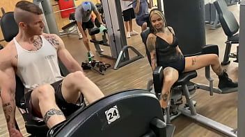 Play Hot at the gym made me soft I took it home - Evelyn Buarque