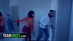 Play Skinny Velma Ditches Mystery for a Hard Fuck in Creepy House