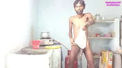 Play Cooking Aalu Curry" with Rajesh Playboy 993: Fingering, Spanking, Moaning & Uncut BBC Cumshot