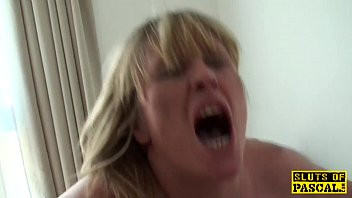 Play Granny roughsex