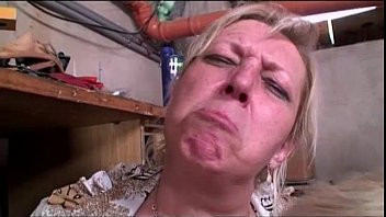 Play Granny watches grandpa fucks blonde babe