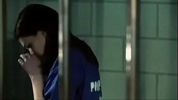 Play Prison Lesbians