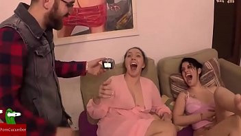 Play Looking for girls at night to fuck them hard IV070