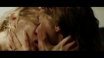 Play Pelicula lesbica