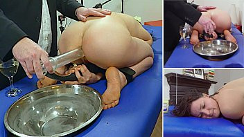 Play 浣腸罰 Tied down for her enema