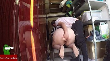 Play He masturbates this fat woman until she runs