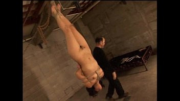 Play Japanese beauty suspension inverted and whipping
