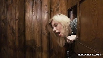 Play Curvy Yuffie Yulan Confesses and Gets Cleansed With Cum