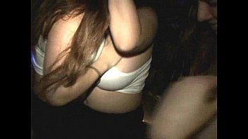 Play Teen lesbos dance & fingerfuck Old Phat MILFs share BBC