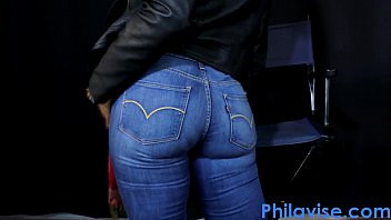 Play PHILAVISE- Big booty ebony babe from Philly