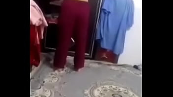 Play اول براش ساک میزنه بعد یواشکی ازش فیلم میگیره